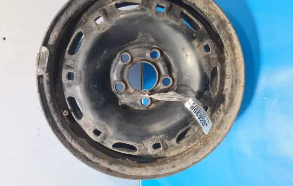 Skoda Fabia Mk1 (6Y) R18 forged rim 6Q0601027C