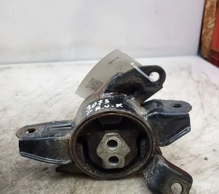 Hyundai i40 Engine mount bracket 218303Z400