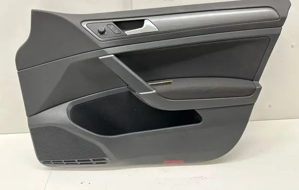 Volkswagen Golf VII Front door card panel trim