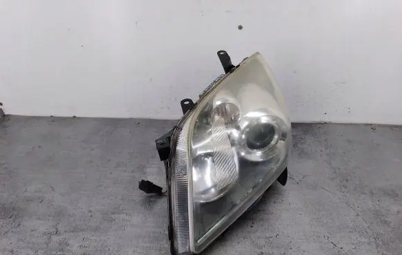Toyota Avensis T250 Headlight/headlamp