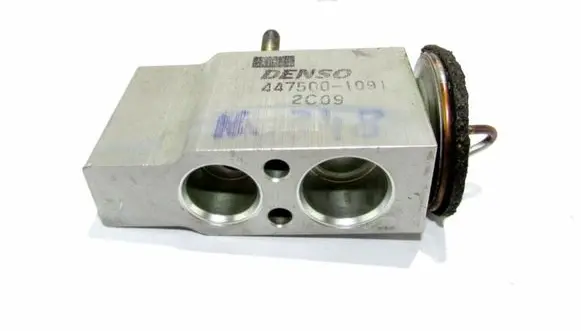 Mercedes-Benz ML W163 Air conditioning (A/C) expansion valve DENSO