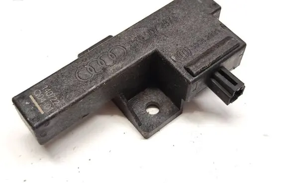 Audi Q5 SQ5 Keyless (KESSY) go control unit/module 8K0907247 33542221