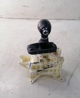 KIA Sportage Gear selector 
