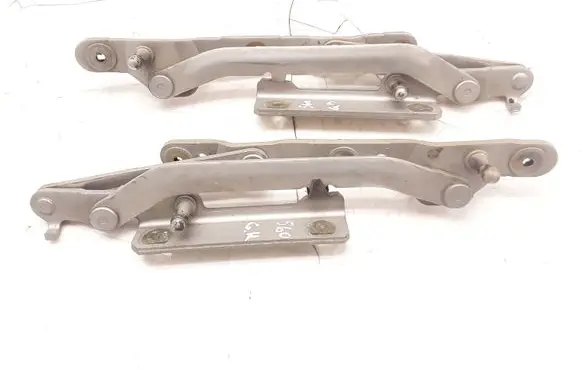 Alfa Romeo 166 Tailgate/trunk/boot hinge VR612A
