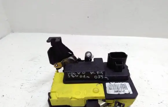Volvo S80 Front door lock 30699747