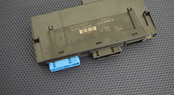 BMW 6 F12 F13 Central body control module 504D19F02 5366948605