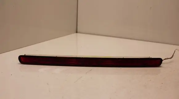 Audi A4 S4 B7 8E 8H Third/center stoplight 8E9945097
