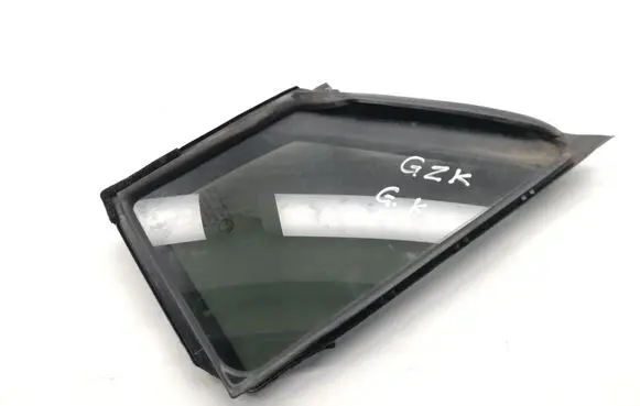 Toyota C-HR I Rear vent window glass 68189F4010