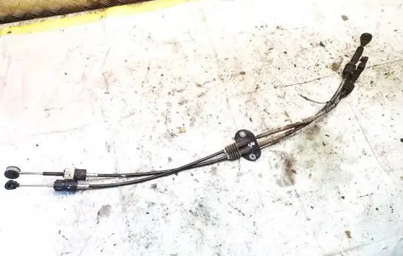 Ford Focus C-MAX Gear shift cable linkage