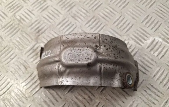 Toyota Verso Heat shield in engine bay 172710R020