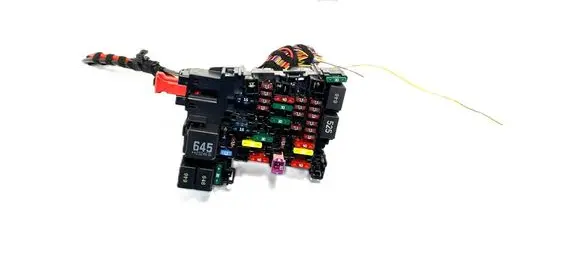 Audi Q3 F3 Fuse module 5Q0937615C 39527