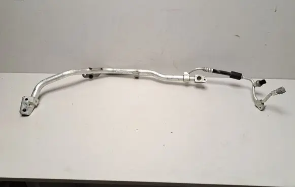 Air conditioning (A/C) pipe/hose