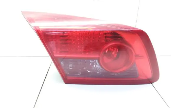 Renault Vel Satis Tailgate rear/tail lights 8200014362