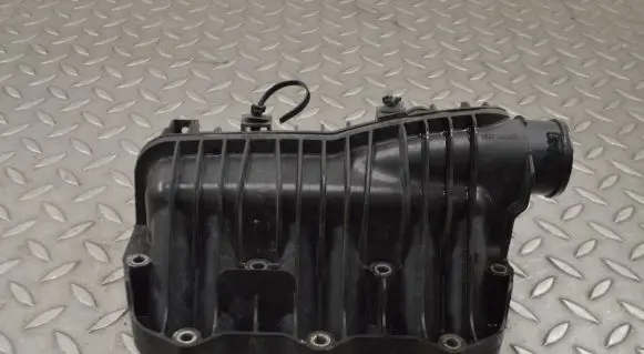 Ford Focus Intake manifold 1047092S01