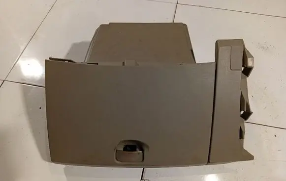 Renault Scenic II - Grand scenic II Glove box 