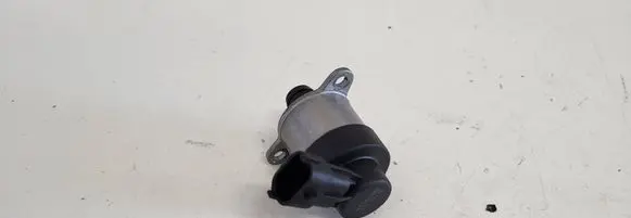 Opel Insignia A Fuel pressure regulator 0928400680 9202407690