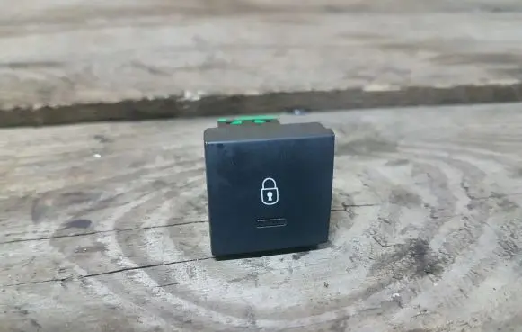 Peugeot 508 Central locking switch button 96661783ZE