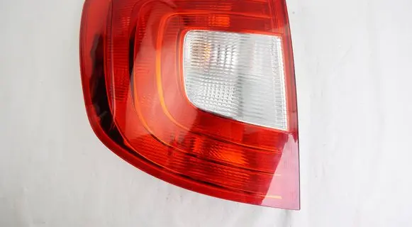 Skoda Superb B6 (3T) Rear/tail lights 3T9945095L