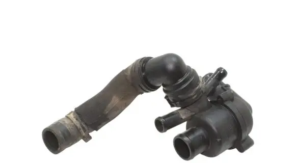 Land Rover Discovery 4 - LR4 Thermostat housing AH228K515AA