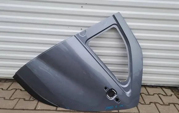 Toyota Aygo X Rear door