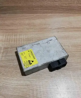 BMW 5 E60 E61 Central console control unit 9138969
