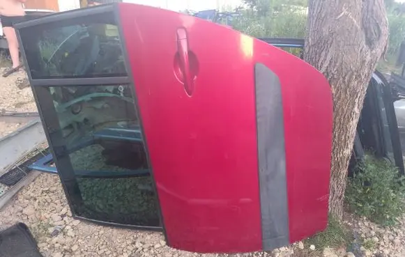 Renault Espace IV Rear door TEB76