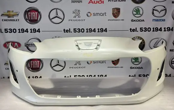 Peugeot 308 Front bumper 9674576177