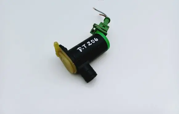Peugeot 206 Windscreen/windshield washer pump 90095