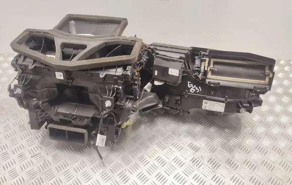 BMW 5 G30 G31 Heater blower radiator 9868742