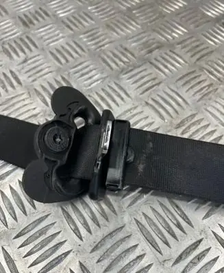 BMW 3 E90 E91 Front seatbelt 33059849