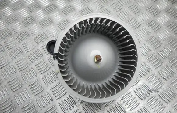 Ford Ranger Heater fan/blower F00S3B2445