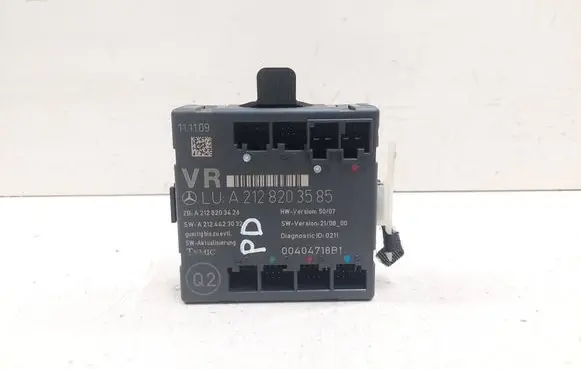 Mercedes-Benz C W204 Door control unit/module A2128203585 A2128203426 A2124423032