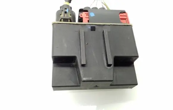 Citroen C4 II Picasso Coolant fan relay 9652021180