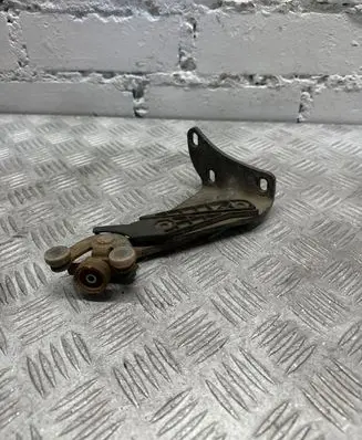 Volkswagen Transporter - Caravelle T5 Sliding door lower roller guide/hinge 7h0843398