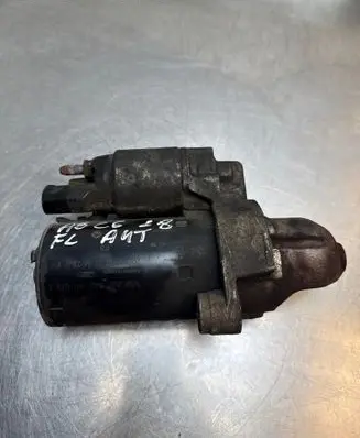Audi A6 S6 C6 4F Starter motor 06E911023E