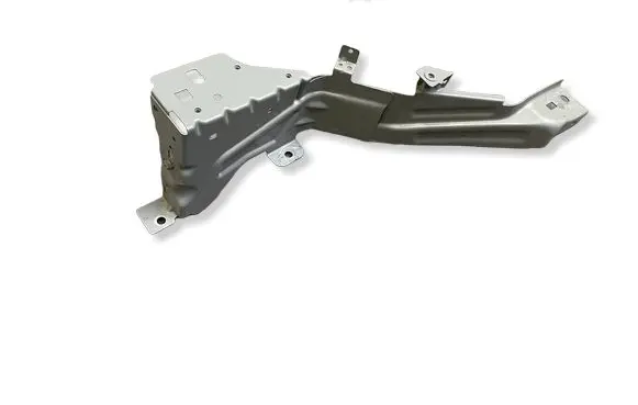 Volvo EX40 Fender mounting bracket 32348652