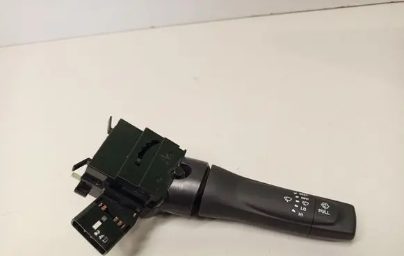 Isuzu D-Max Wiper control stalk 17G516