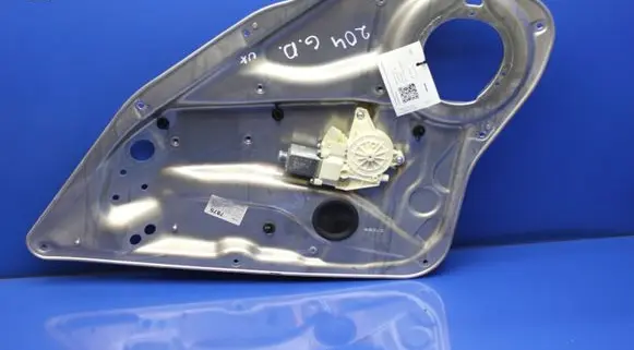 Mercedes-Benz C W204 Rear door window regulator with motor A2048204302 A2047601634