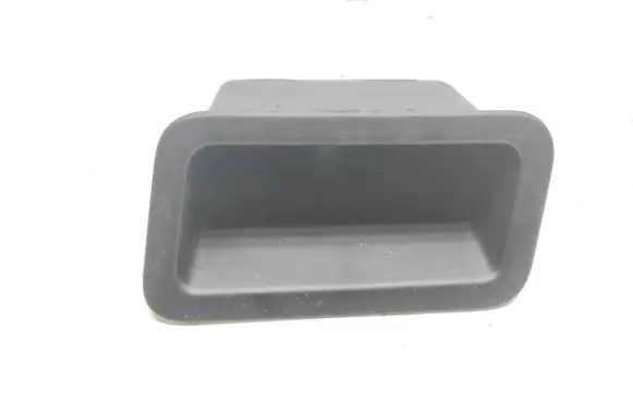 Renault Kadjar Tailgate trim 909402655R