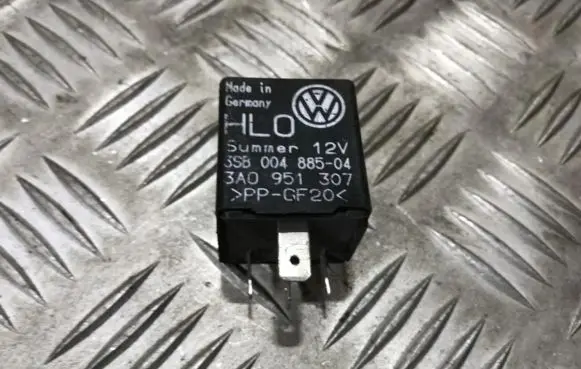 Volkswagen Golf III Other relay 3a0951307 004885-04
