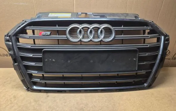 Audi A3 S3 8V Front bumper upper radiator grill 8V3853651AC 8V5853949