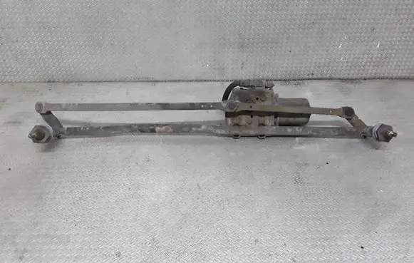 Renault Master II Front wiper linkage and motor