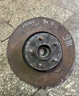 Ford Mondeo MK IV Front wheel hub