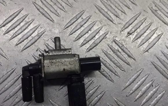 Mazda 6 Turbo solenoid valve 4M5G-9A500