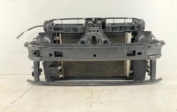 Volkswagen PASSAT B8 Radiator support slam panel 5Q121251EM