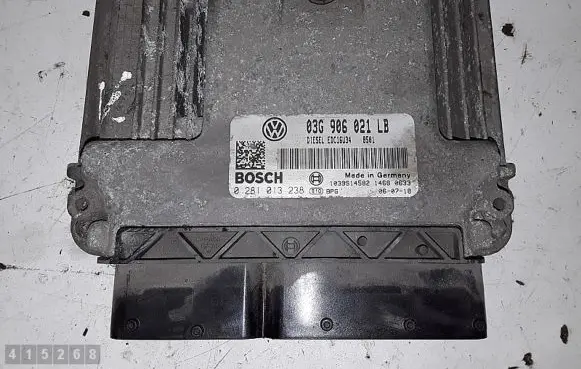 Skoda Octavia Mk2 (1Z) Engine control unit/module 03G906021LB 0281013238