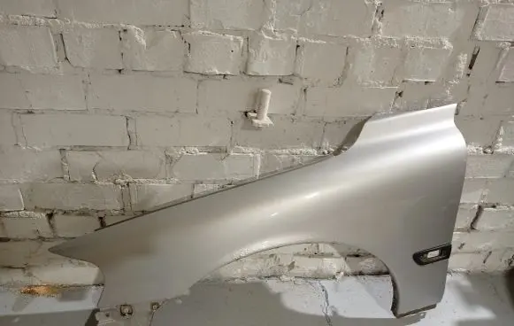Volvo S60 Fender
