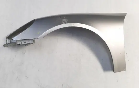 Porsche 718 Cayman 982 982c Fender end trim 982821021
