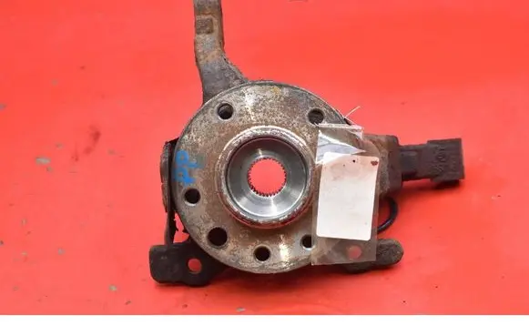 Opel Astra H Front wheel hub spindle knuckle 