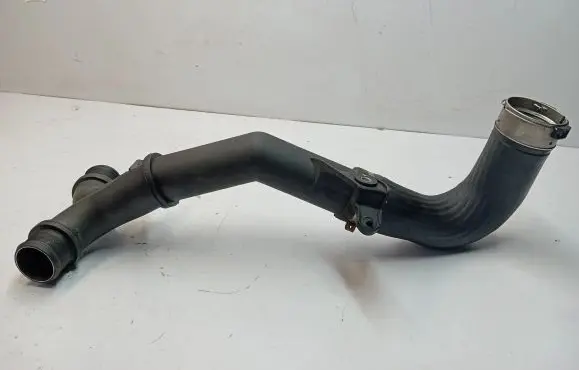 Maserati Ghibli Intercooler hose/pipe H23420